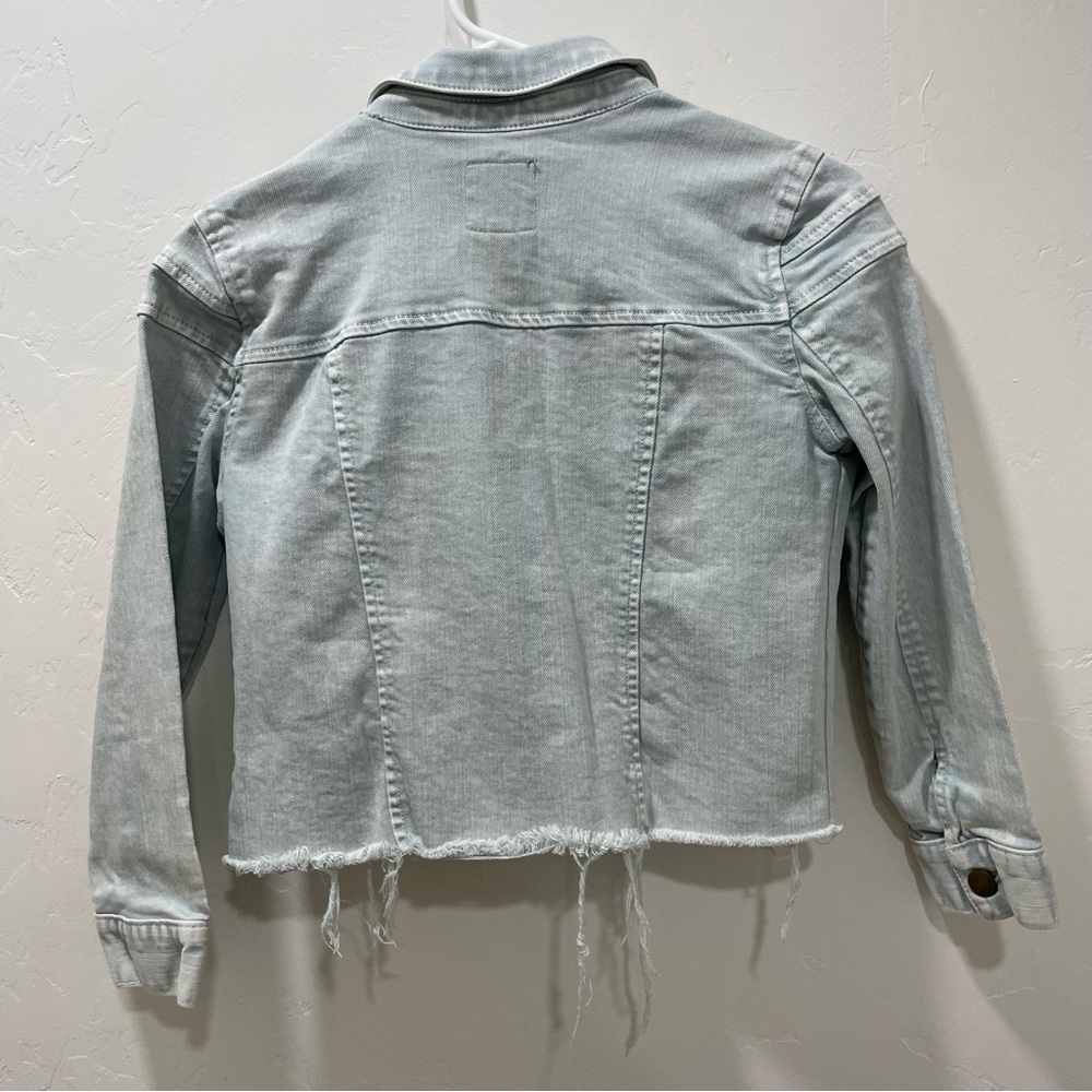 GB Girl’s Medium Light Blue Denim Jean Jacket Distressed Button Up Crop Boxy - Picture 5 of 9